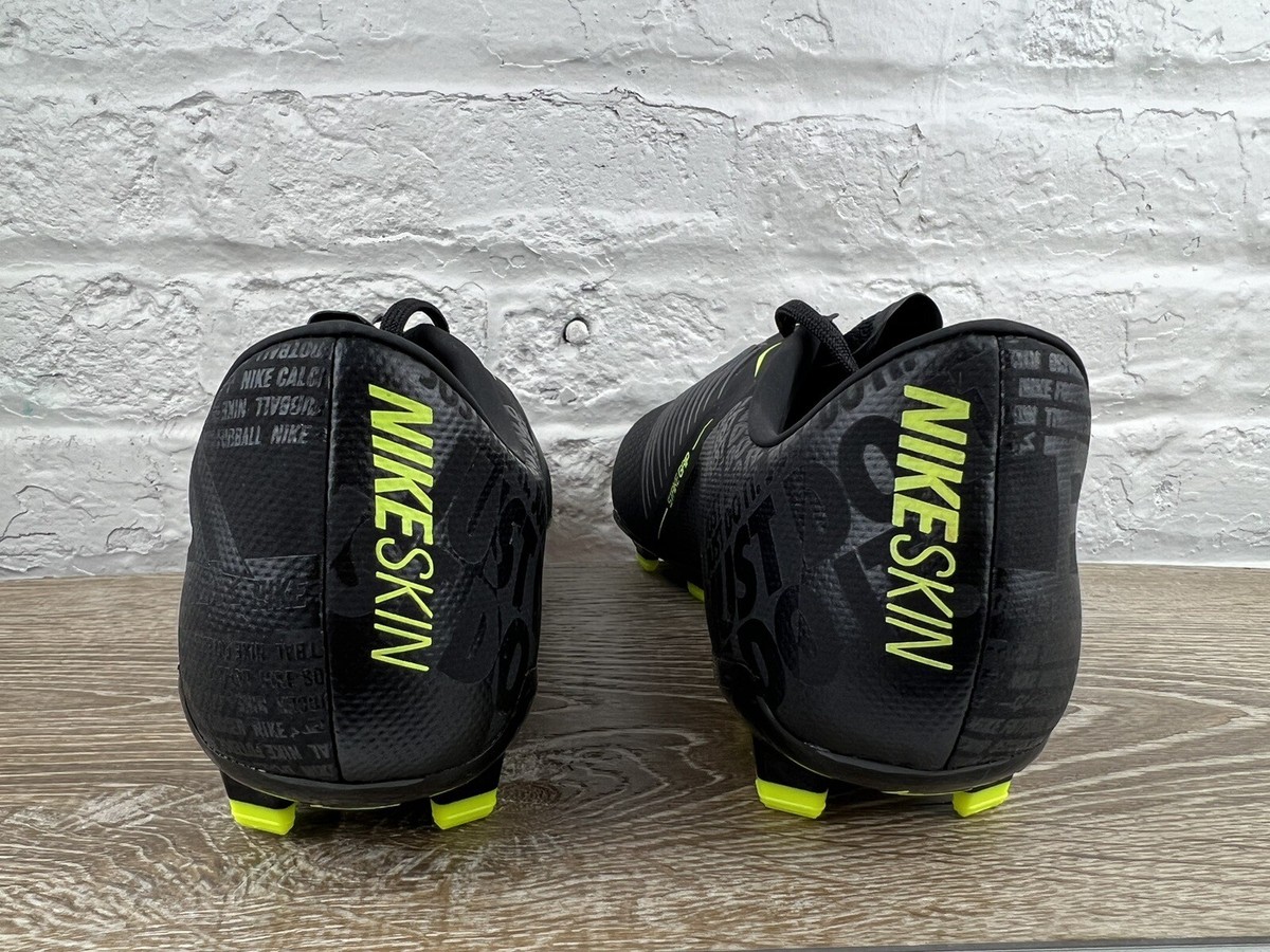 nike phantom venom ball
