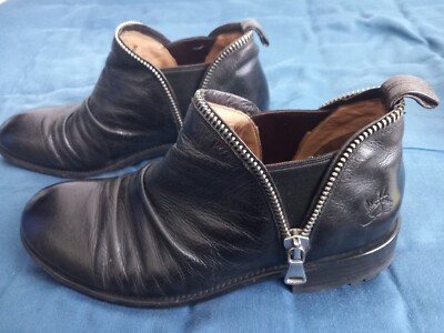 John FLUEVOG Schuhe US size 11 - EU 44 bis 45 - UK 9,5 to 10 ankle boots zip
