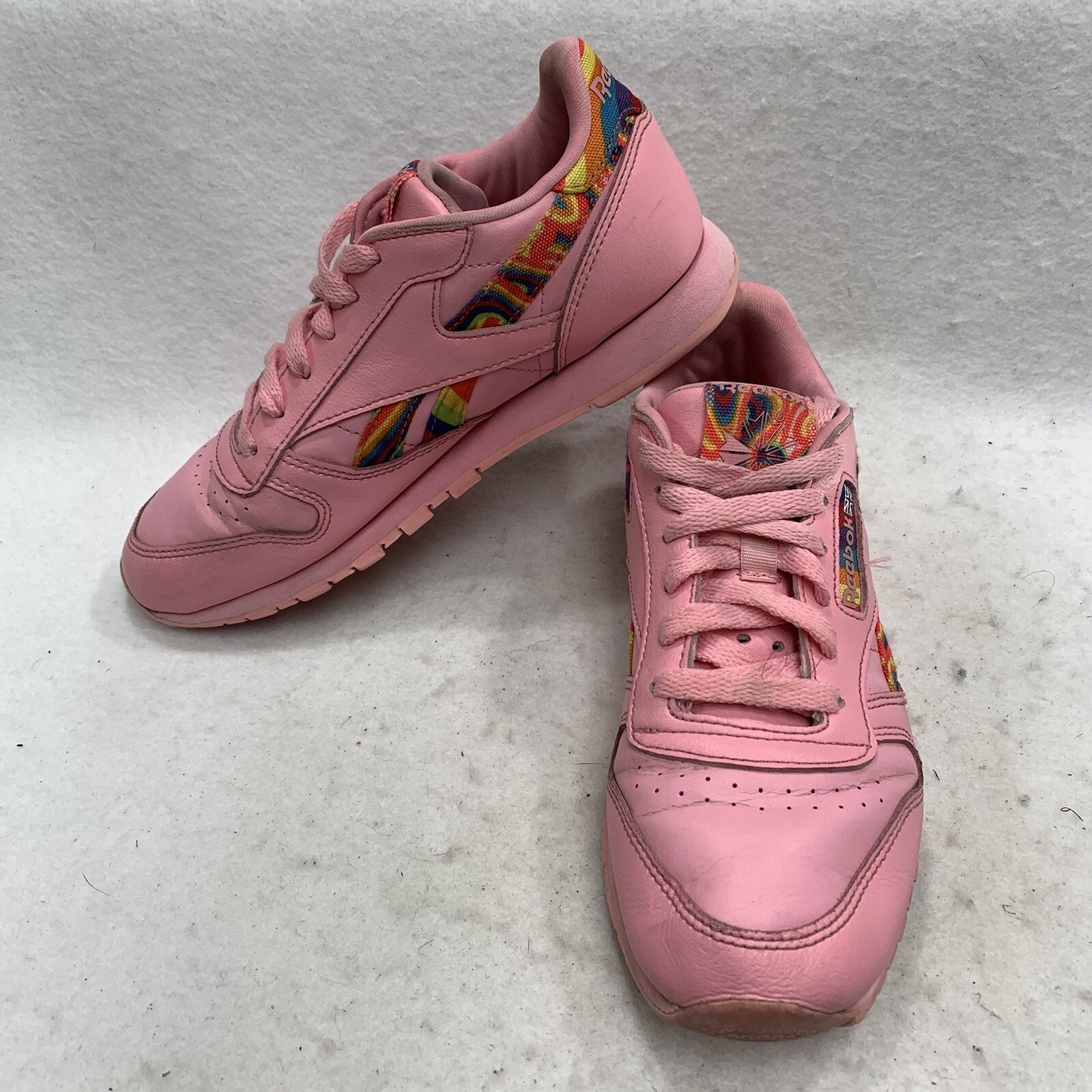 reebok classic pink