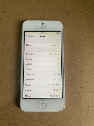 Apple iPhone 5 - 16GB - White & Silver (Unlocked) A1429 (GSM) 8.4 - Zdjęcie 4 z 8