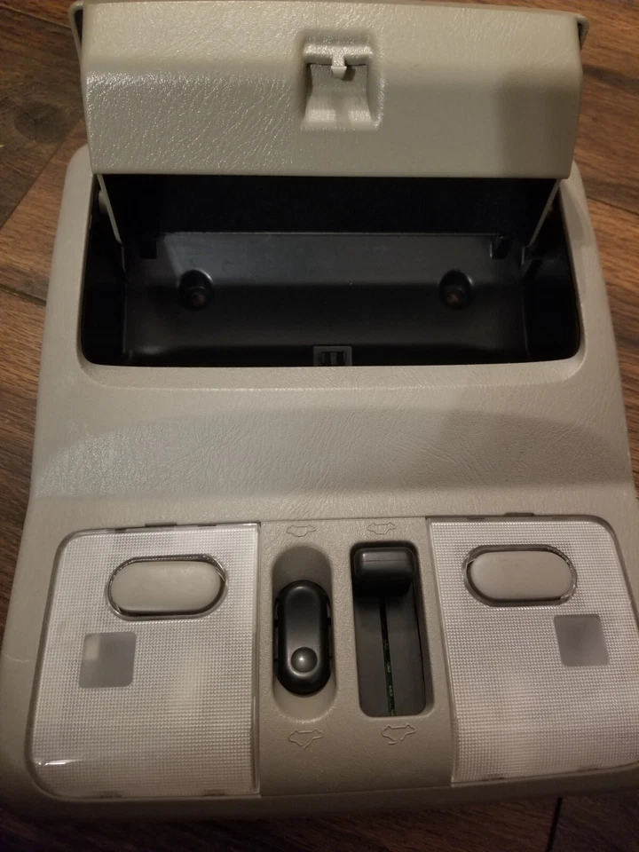 Infiniti i35 2001 2002 2003 2004 luz domo superior OEM Foto 3 de 4