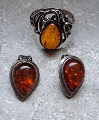 Vintage 925 Sterling Silver Amber Ring & Clip-On 