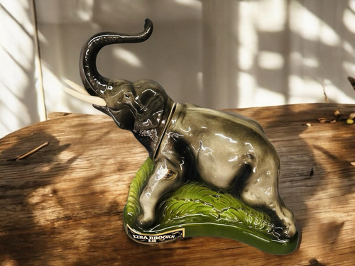 1973 Ezra Brooks "Elephant" Decanter Heritage China Vintage - Picture 1 of 17