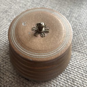 Antique Vintage Metal Powder Puff Music Box  Flower On Top