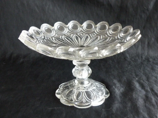 Coupe En Verre Moulé Pressé Sur Pied – Vide-poche Vintage – Transparent