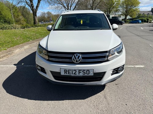 VW TIGUAN2.0 TDI BLUEMOTION TECH SE 5DR 2WD - Picture 4 of 20