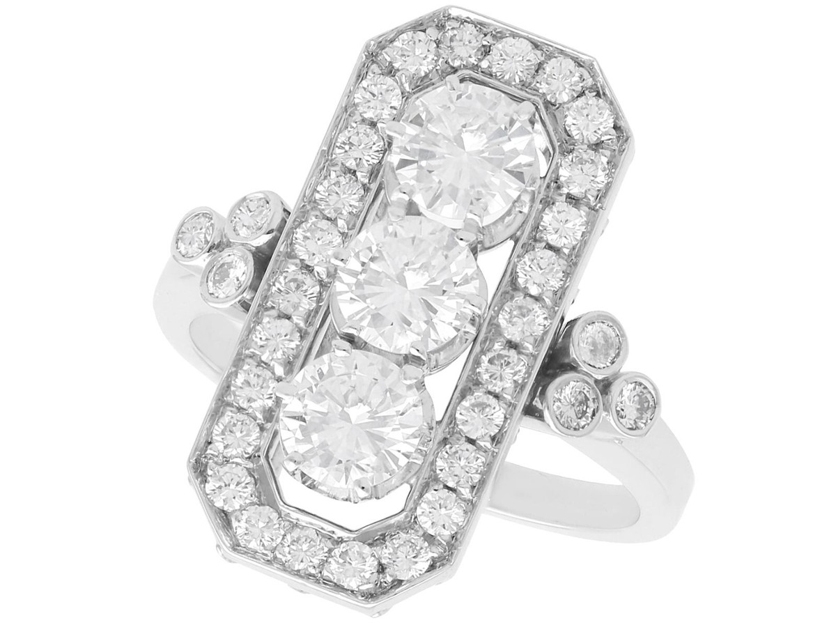 Vintage 1.71 ct Diamond and 18 ct White Gold Dress Ring