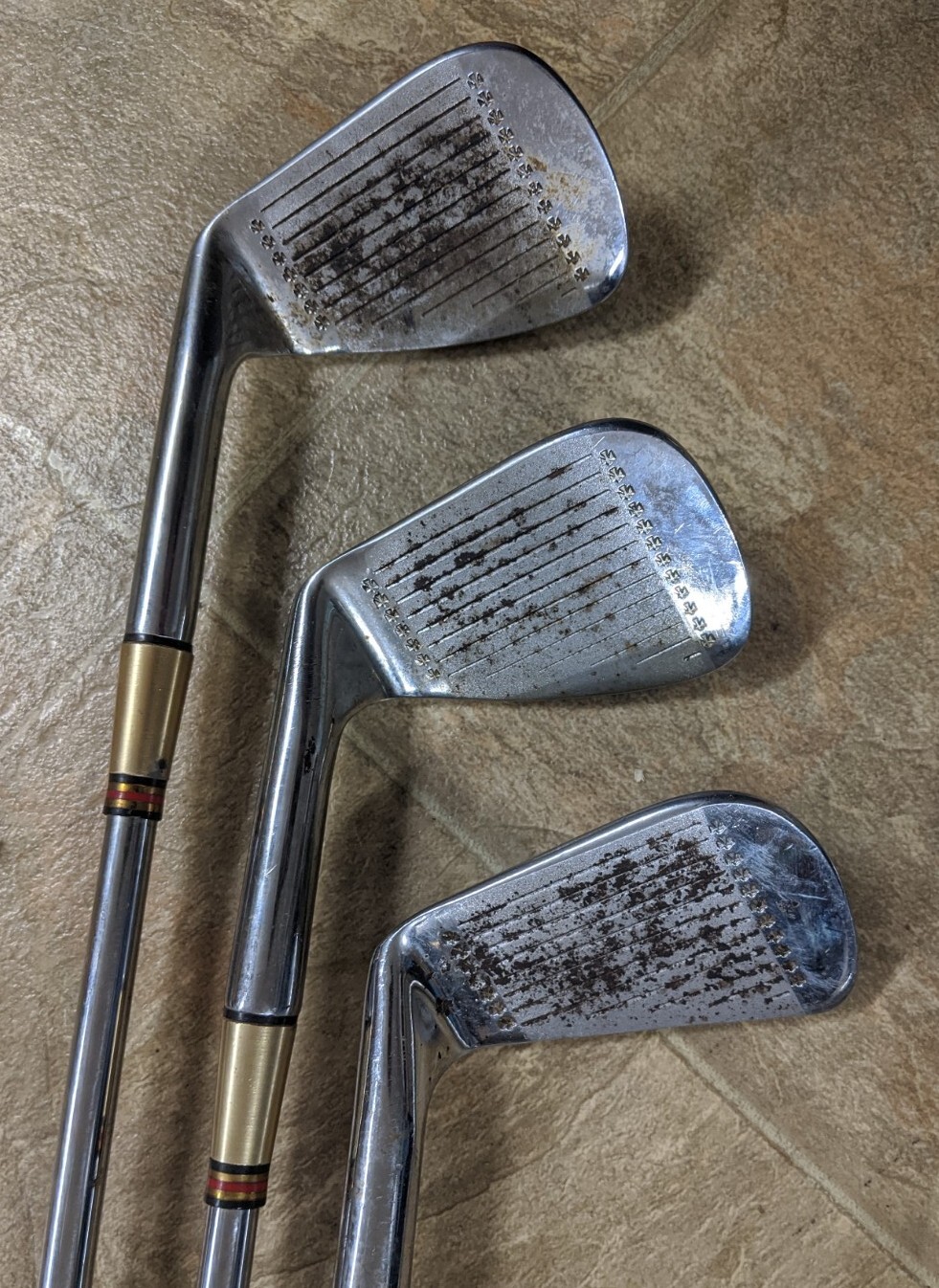 Northwestern Swing Weighted RH Regular Flex Jim Turnesa 39 Golf Club
