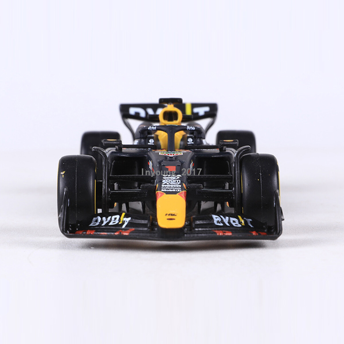 1:43 F1 Red Bull RB20 2024 Formula 1 Cars #1 Max Verstappen 1:43 F1 Red Bull RB20 2024 Formula 1 Cars #1 Max Verstappen