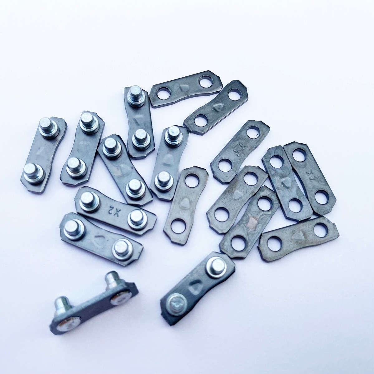 2X Stihl OEM chain parts 3/8 2X Stihl OEM chain parts 3/8