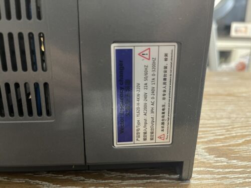 Mysweety Vector Frequency Changer YL620-H-4KW-220V - Picture 4 of 14