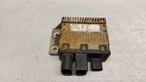 VW TRANSPORTER V T5 Furgon Lüfterrelais 7H0919506F 1.90 Diesel 2006 32555018