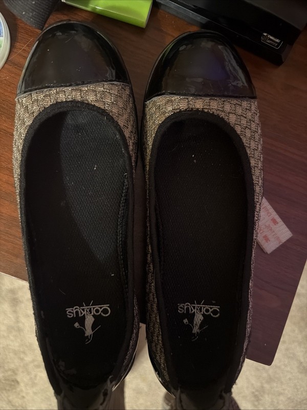 Corkys Women's "Coco" Bronze Ballet Flat Cap Heel & Toe Shoes   Sz 9