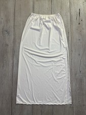 Vanity Fair Long Skirt Slip Lace Detail Size Medium LL Vintage