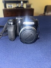 Fuji FinePix S5700 7.1MP Digital Camera 10x Zoom Compact Bridge READ W/Manuel