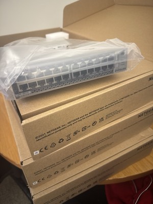 NETGEAR ProSafe M4300 24 Port 10 Gigabit Managed Switch (XSM4324CS-100NES)