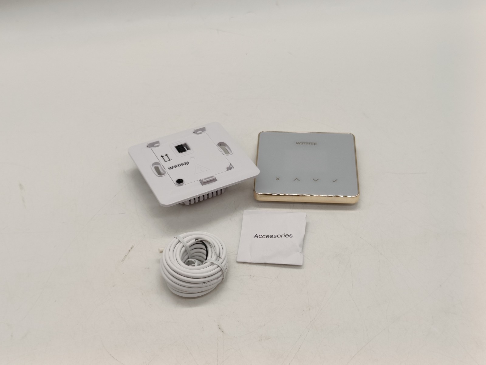Warmup Element Thermostat WiFi smart wired underfloor/radiator heating control