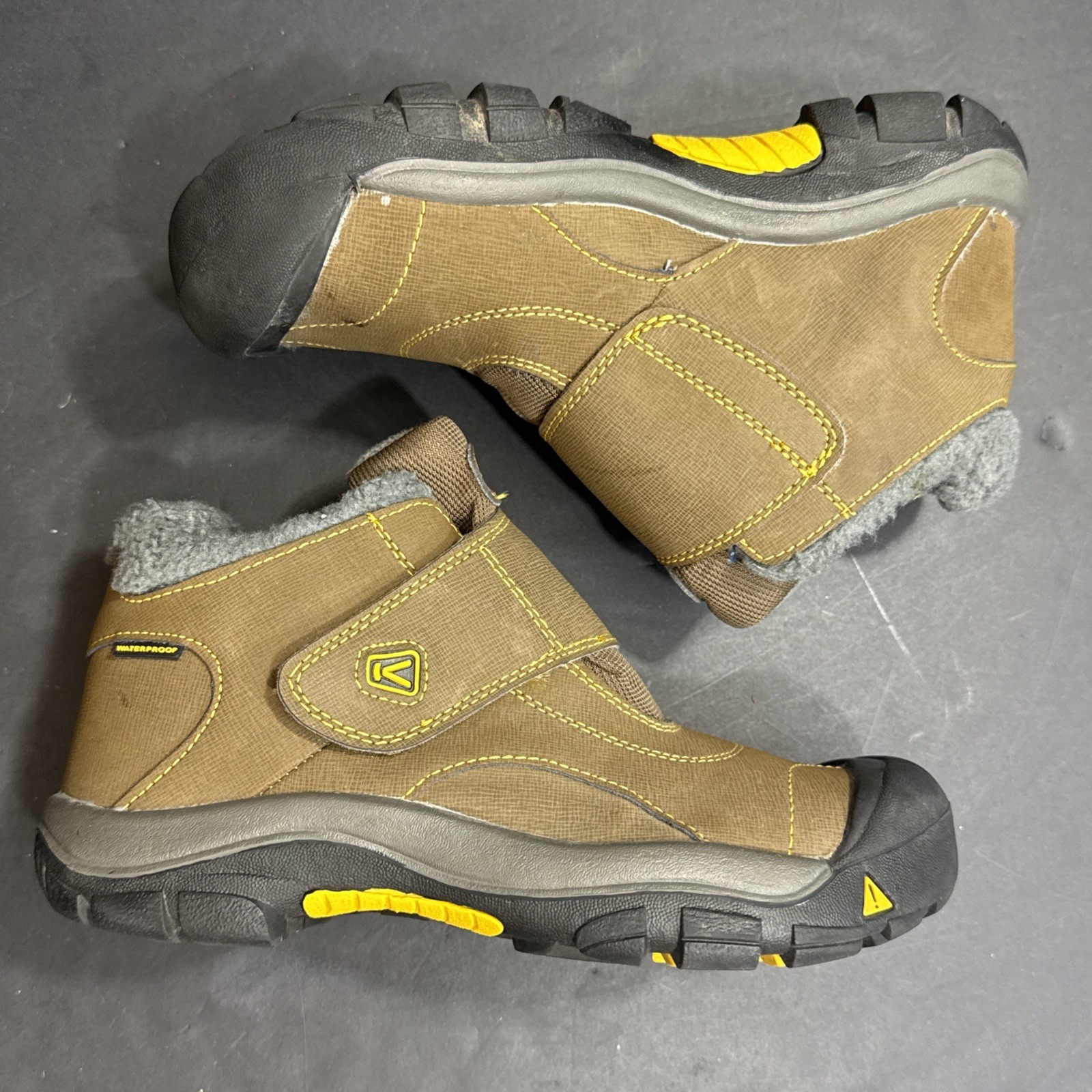 Stivaletti Keen Kootenay invernali marroni outdoor impermeabili comodi bambini 4