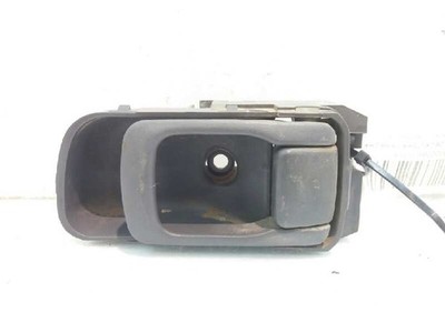 INNERHALB DES VORDEREN RECHTEN GRIFFS FÜR NISSAN PICK-UP D22 2.5 16V T 8605309