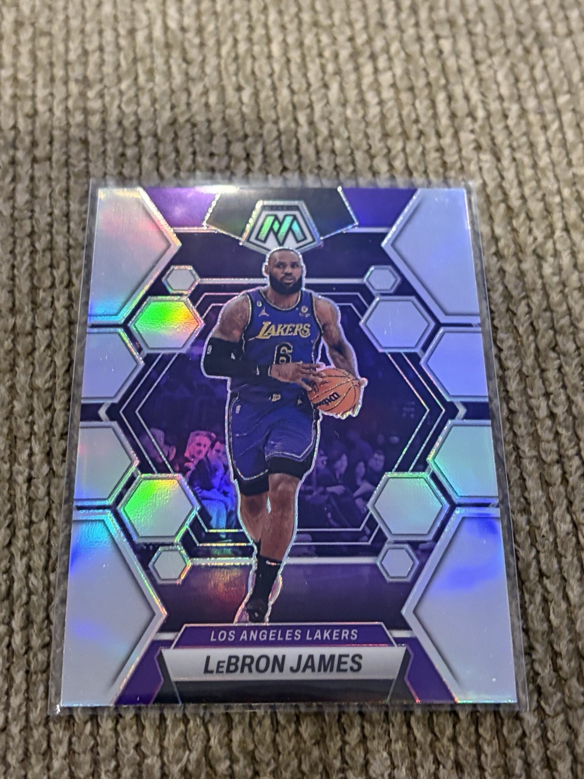 LeBron James 2022 Panini Mosaic - #98 Silver Prizm!