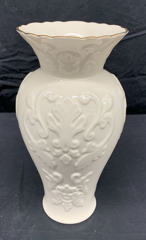 Lenox Georgian Collection 10in Vase