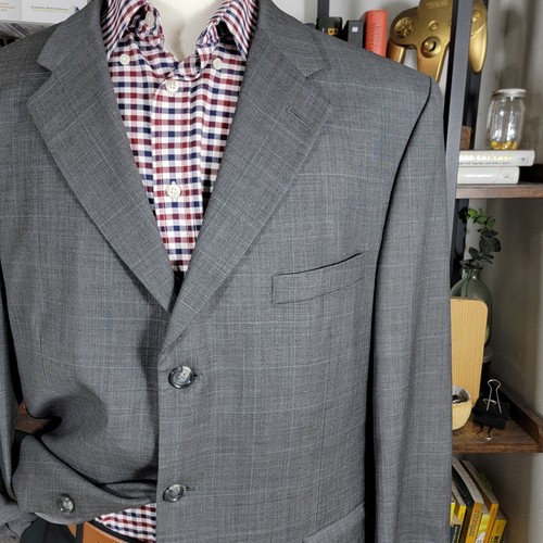 Stafford Signature Mens Sport Coat Three Button Gray Plaid Sharkskin Wool Sz 44R - Picture 4 of 17