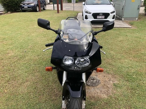 Suzuki GSXR 1100 1997 - Picture 17 of 24
