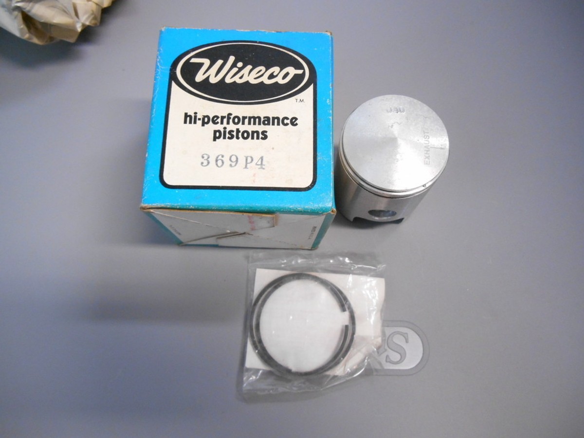 NOS Wiseco Piston .040 w/Rings Kawasaki 1974-1976 G4TR-D 100 369P4