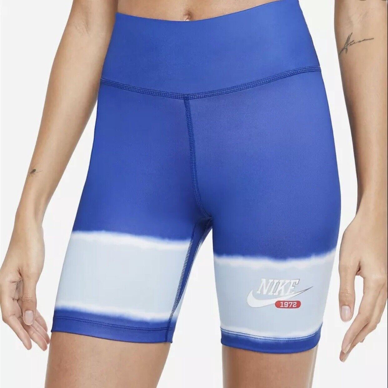 Nike One 7 Biker Short Женский размер S, облегающий низ для активных тренировок #097