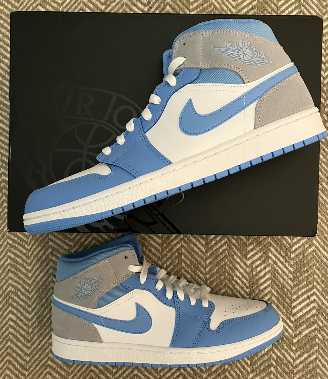 Nike Air Jordan 1 Retro Mid SE University Blue Grey Mens Sneakers DX9276-100