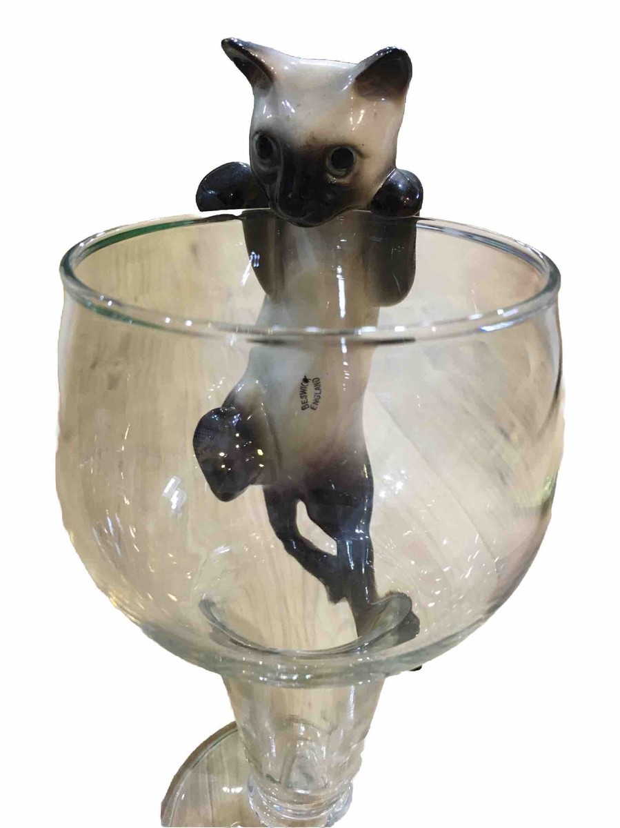 VTG BESWICK England CLIMBING SIAMESE CAT #1677 FIGURINE MISSING