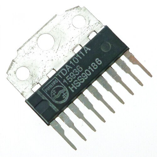 Circuit Intégré (IC) Toshiba TA7358P - Boîtier SIP-9 - Composant Électronique Vintage