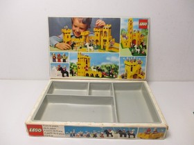 (AH 4) LEGO 375 Yellow Knights' Castle with original packaging and instructions
