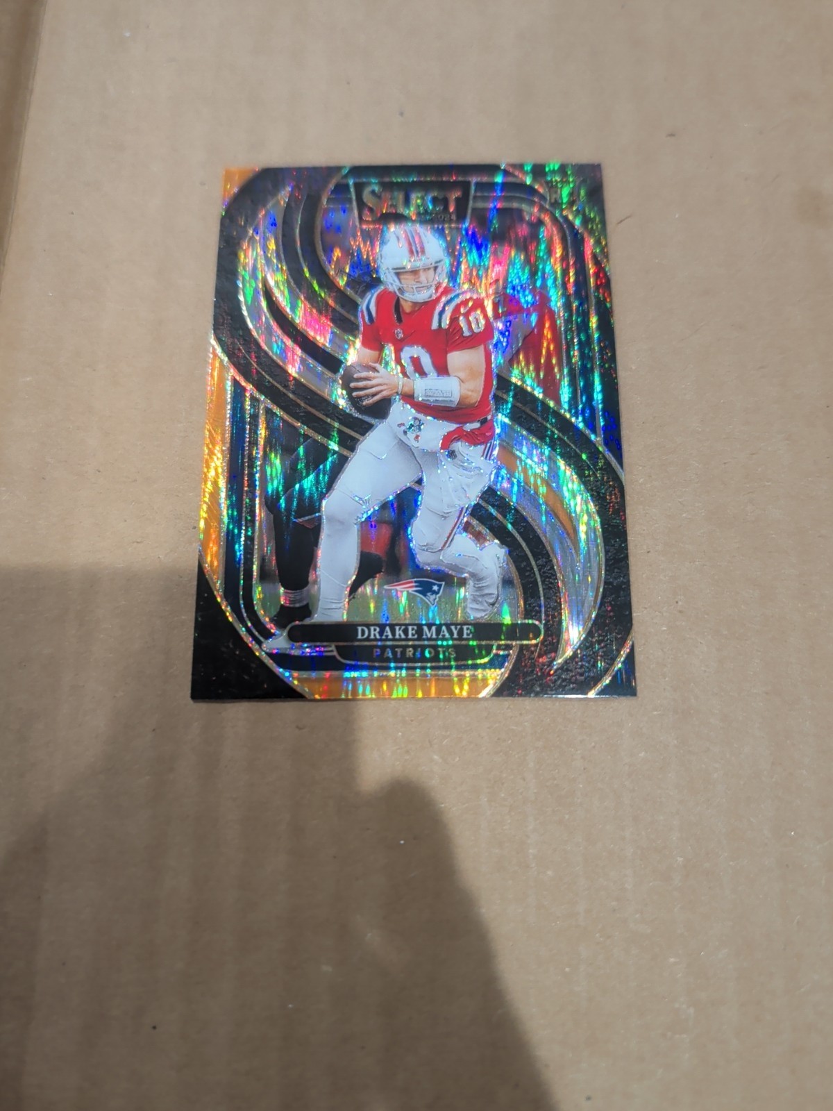 2024 Select Premier Level Drake Maye  Black & Orange Shock Prizm RC  Patriots !!