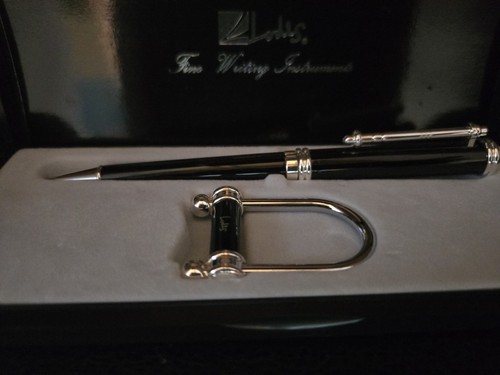 Juego de bolígrafo y llavero LODIS vintage en vitrina - Imagen 3 de 4