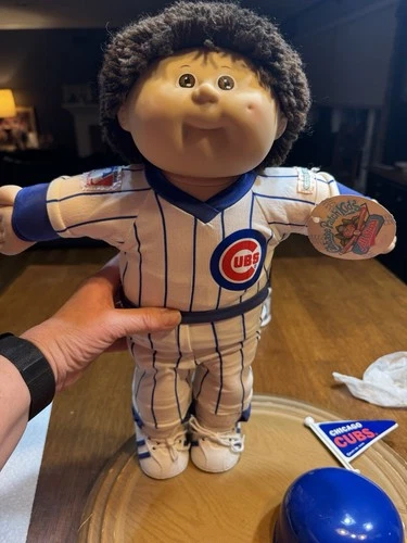 Cabbage Patch Kids All Stars Chicago Cubs Boy Doll 1985 Hat Shoes Flag