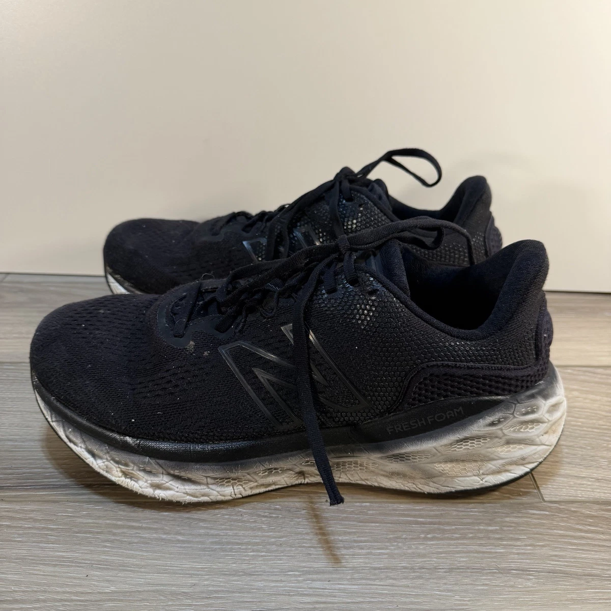 New Balance Fresh Foam More V3 MMORLK3 Men\'s Running Shoes Size‎ 10.5 4E W Black New Balance Fresh Foam More V3 MMORLK3 Men main image 3