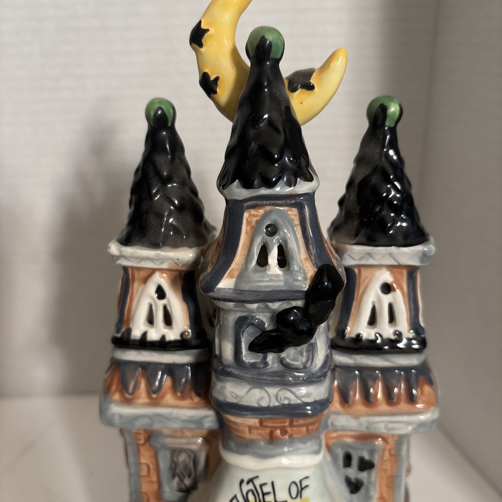 Picture 3 of 11