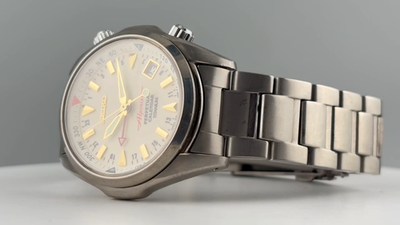 Ex+5 Seiko Alpinist 8F56-00D0 SBCJ021 Ivory Titanium Date Quartz