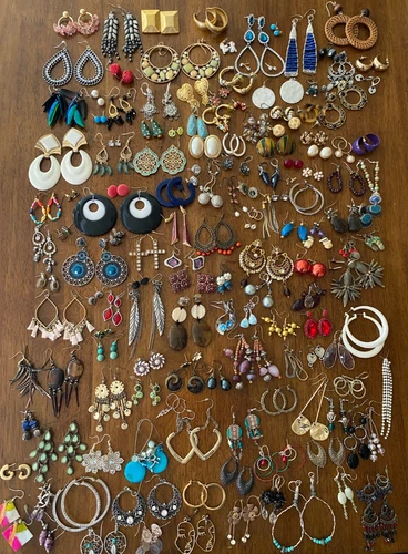 Earring Lot 151 Pairs Costume Jewelry Vintage Modern Mixed Media All Wearable