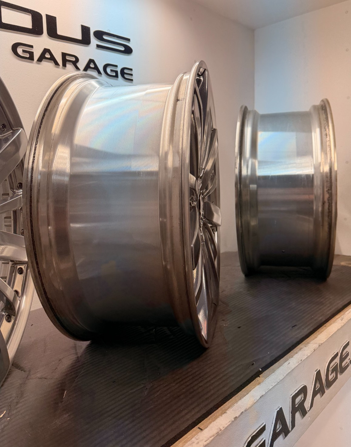 Bentley Mulsanne Front Wheels 9 pcs