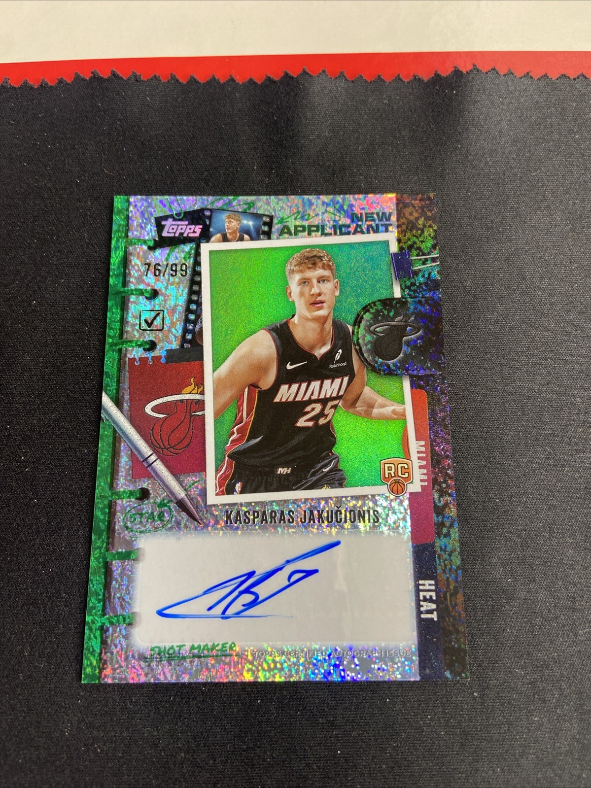 2025-26 Topps Kasparas Jakucionis New Applicant Auto Green 47/99 #NA-KJ Rookie