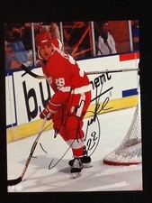 DALLAS DRAKE DETROIT RED WINGS 8 X 10 AUTOGRAPH W/COA
