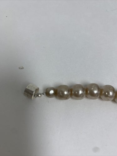 VTG MOTHER OF PEARL MAGNETIC CLASP 10” Beaded Reversible NECKLACE Unique! - Picture 7 of 8