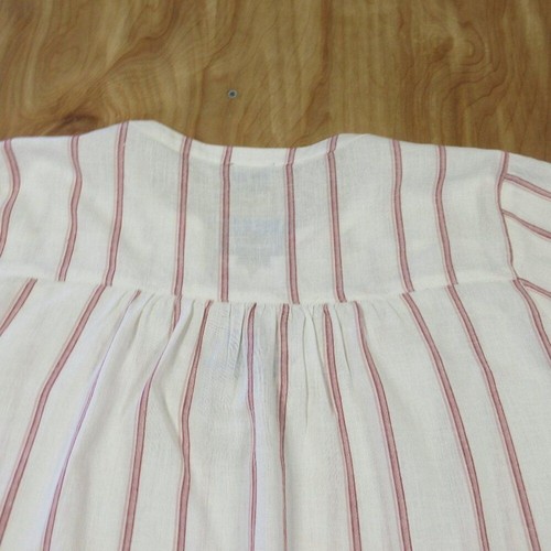 SPLENDID Ladies Linen Blend Blouse Top Sz L Yoked Red Wht Strip V Neck Shirt NWT - Picture 10 of 13