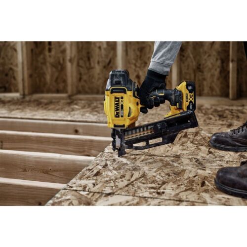DeWalt DCN920B 20V MAX 21° Cordless Plastic Framing Nailer (Tool Only) New - Picture 9 of 12
