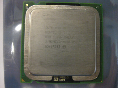 Intel Pentium D 830 Desktop CPU Processor- SL8CN  3.0Ghz   Socket 775     #A0191