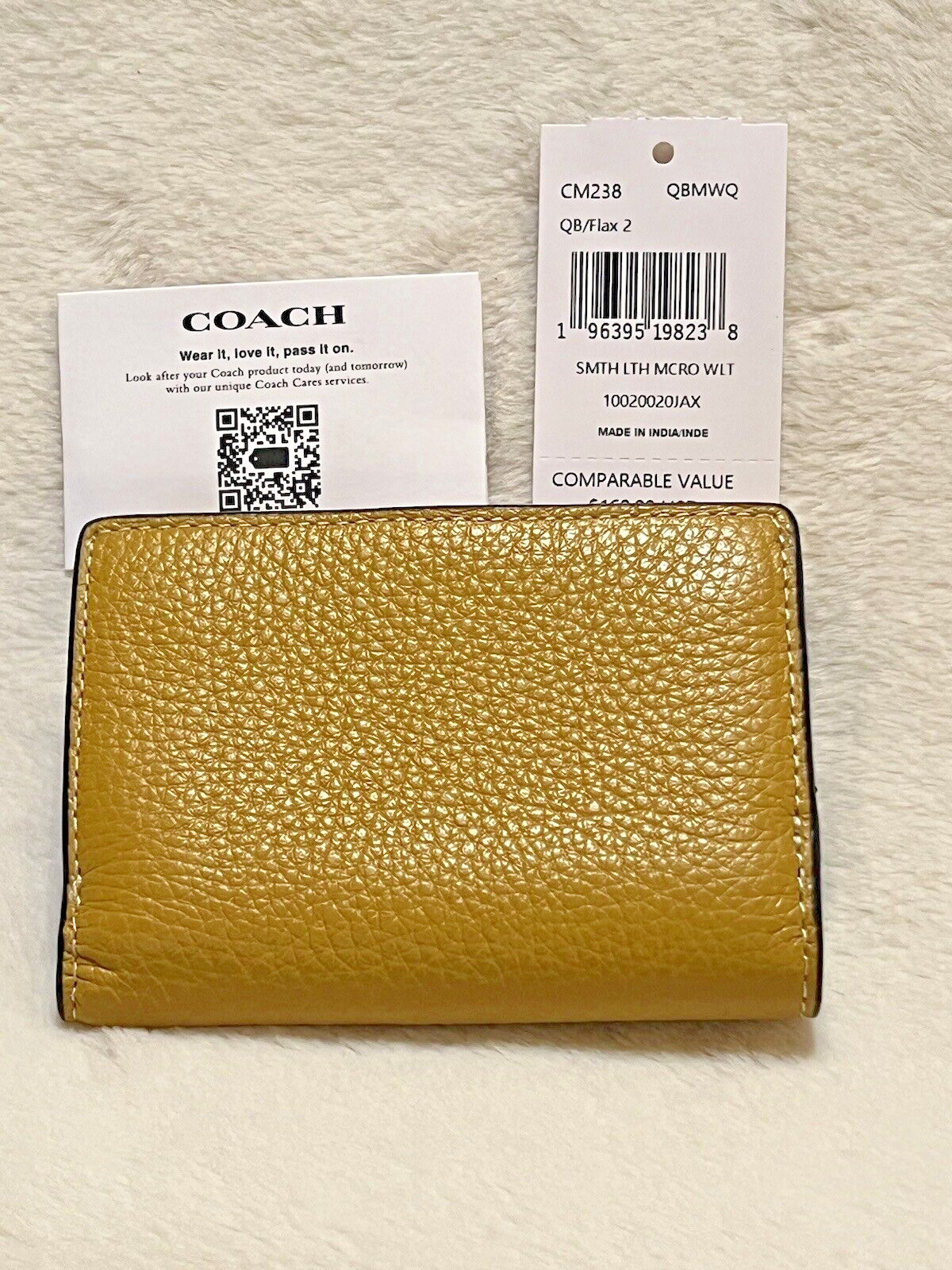 Coach Micro Snap Wallet Flax2/Black Antique  Refined Pebble Leather CM238 NWT image 2