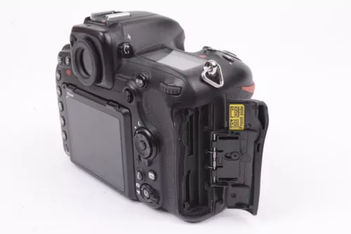 Nikon D500 20,9 megapixel fotocamera reflex digitale - nero (solo corpo) - Foto 4 di 7