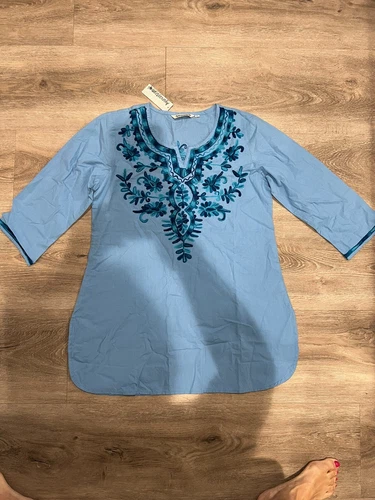 NWT Women’s Shirt Top Embroidered Tunic, Blue Blouse SZ M 8-10